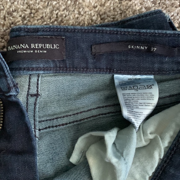 Banana Republic Dark Wash Skinny Jean - Picture 2 of 4